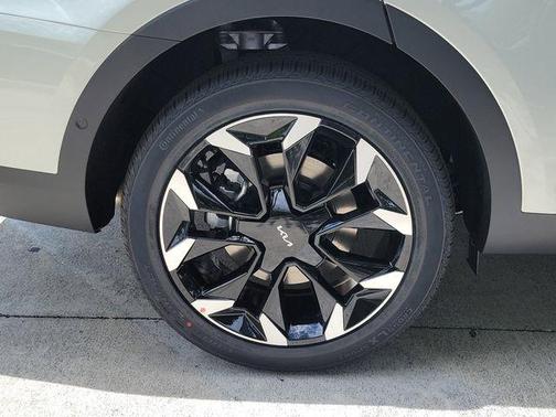 Ivory 2026 Kia Sorento SX