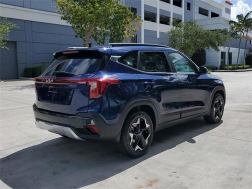 2025 Kia Seltos EX