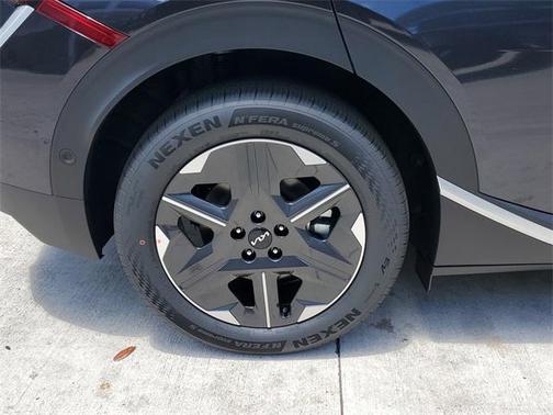 2025 Kia EV6 Light