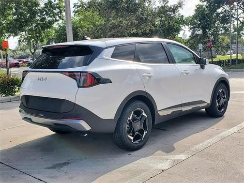 2026 Kia Sportage EX