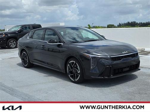 2025 Kia K4 GT-Line