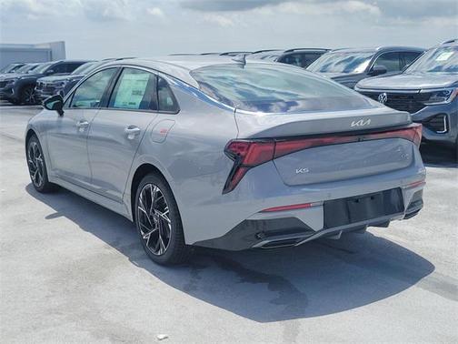 2025 Kia K5 GT-Line