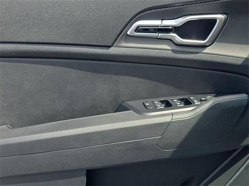2025 Kia Sportage Hybrid LX