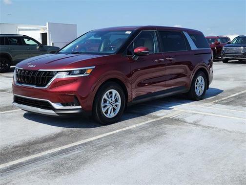 2023 Kia Carnival LX