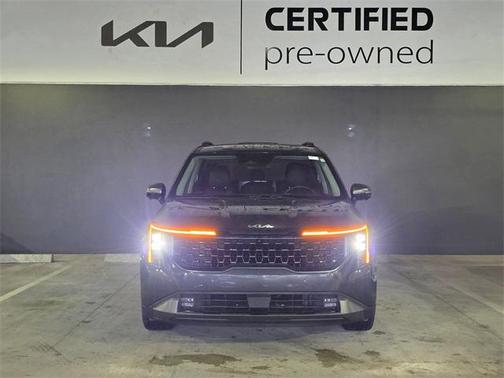 2025 Kia Carnival SX