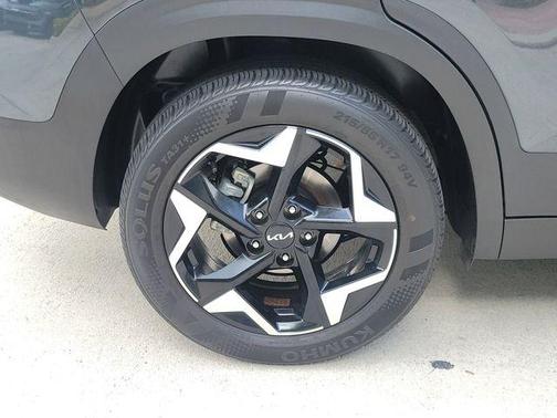 Gravity Gray 2025 Kia Seltos EX
