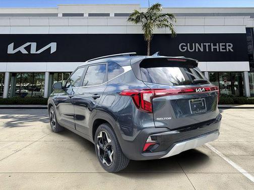 Gravity Gray 2025 Kia Seltos EX