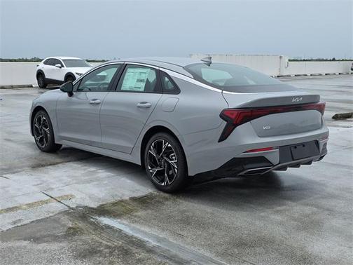 2025 Kia K5 GT-Line