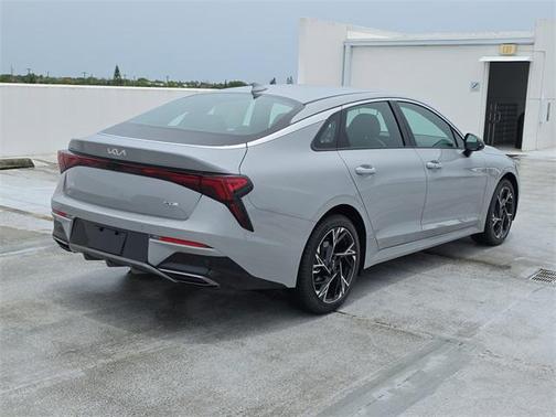 2025 Kia K5 GT-Line