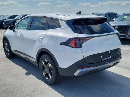 2026 Kia Sportage LX