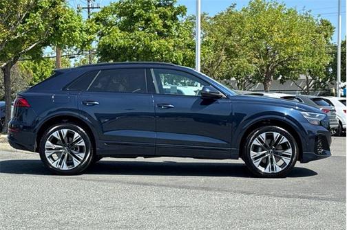 2024 Audi Q8 Premium Plus 55 TFSI quattro