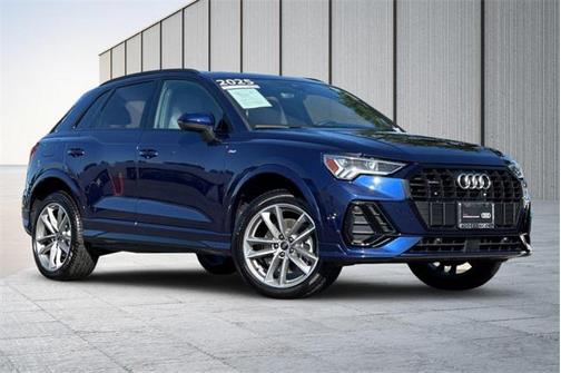 2025 Audi Q3 Premium 45 TFSI S line quattro Tiptronic
