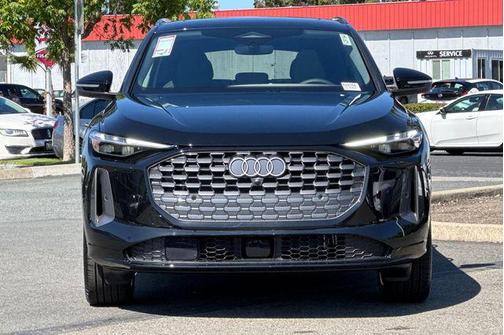 2025 Audi Q5 Premium Plus TFSI quattro S tronic