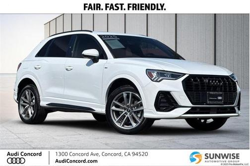 2025 Audi Q3 Premium 45 TFSI S line quattro Tiptronic