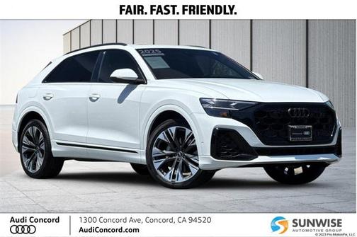 2025 Audi Q8 Premium Plus 55 TFSI quattro