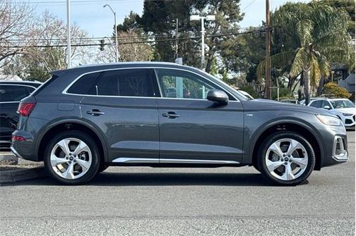 2024 Audi Q5 Premium Plus 45 TFSI S line quattro