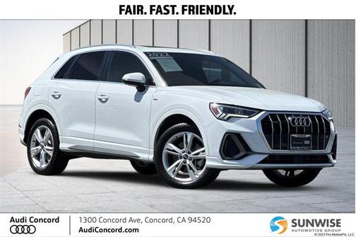 2022 Audi Q3 Premium Plus 45 TFSI S line quattro Tiptronic