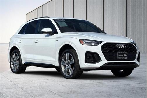 2025 Audi Q5 Premium 45 TFSI S line quattro