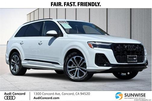 2025 Audi Q7 Premium Plus 45 TFSI quattro Tiptronic