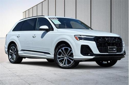 2025 Audi Q7 Premium Plus 45 TFSI quattro Tiptronic