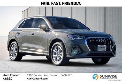 2023 Audi Q3 Premium 45 TFSI S line quattro Tiptronic