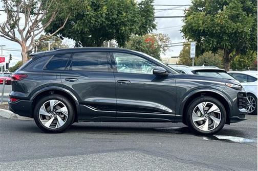 2025 Audi Q6 e-tron Premium Plus quattro