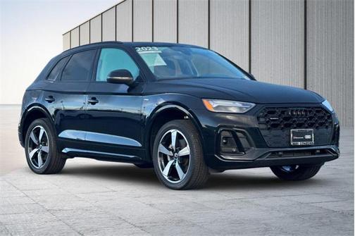 2023 Audi Q5 Premium Plus 45 TFSI S line quattro