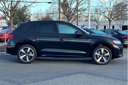 2023 Audi Q5 Premium Plus 45 TFSI S line quattro