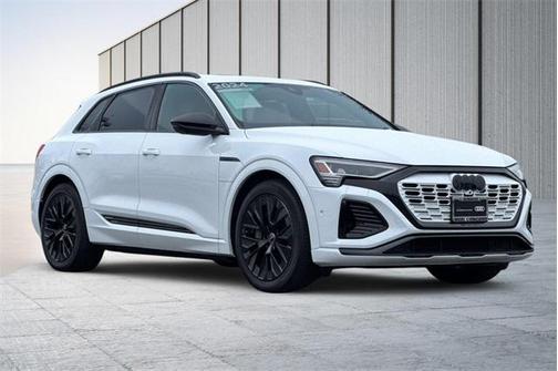 2024 Audi Q8 e-tron Prestige quattro