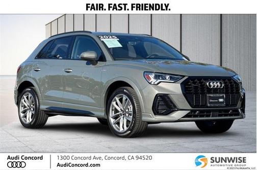 2025 Audi Q3 Premium 45 TFSI S line quattro Tiptronic