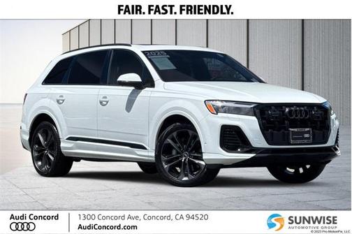 2025 Audi Q7 Premium Plus 55 TFSI quattro Tiptronic