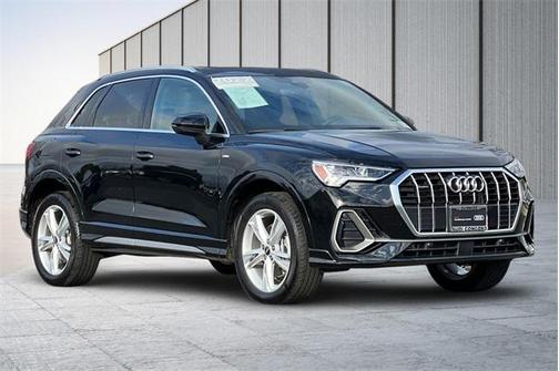 2022 Audi Q3 Premium Plus 45 TFSI S line quattro Tiptronic