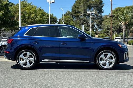 2025 Audi Q5 Premium Plus 45 TFSI S line quattro S tronic