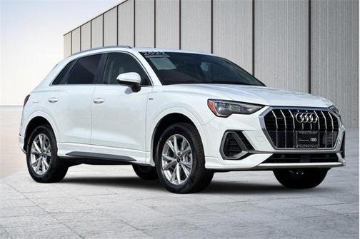 2022 Audi Q3 Premium 45 TFSI S line quattro Tiptronic