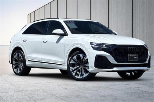 2025 Audi Q8 Premium Plus 55 TFSI quattro