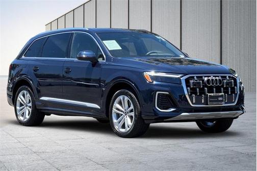 2025 Audi Q7 Premium 45 TFSI quattro Tiptronic