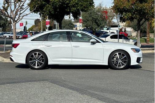 2025 Audi A6 Premium Plus 55 TFSI quattro S tronic