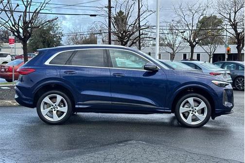 2025 Audi Q5 Premium Plus TFSI quattro S tronic