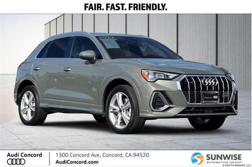 2022 Audi Q3 Premium 45 TFSI S line quattro Tiptronic
