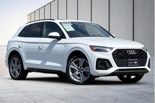 2025 Audi Q5 Premium 45 TFSI S line quattro