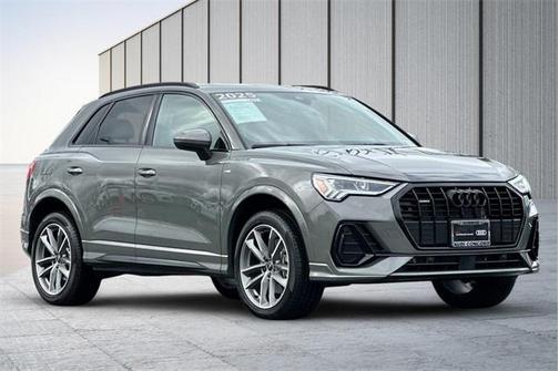 2025 Audi Q3 Premium 45 TFSI S line quattro Tiptronic