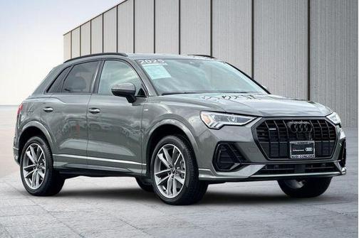 2025 Audi Q3 Premium 45 TFSI S line quattro Tiptronic