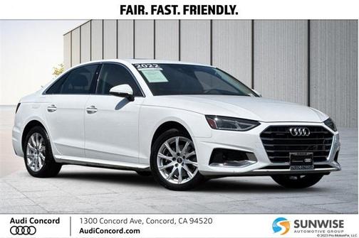 2022 Audi A4 Premium 40 TFSI quattro S tronic