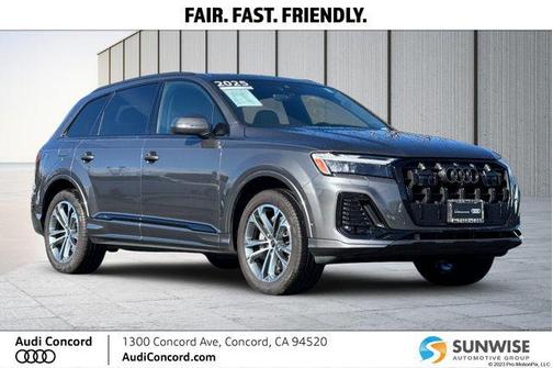 2025 Audi Q7 Premium Plus 45 TFSI quattro Tiptronic