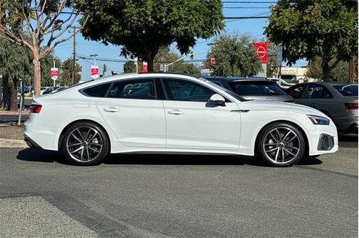 2022 Audi A5 Sportback Premium Plus 45 TFSI S line quattro S tronic