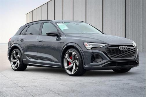 2024 Audi SQ8 e-tron Prestige quattro