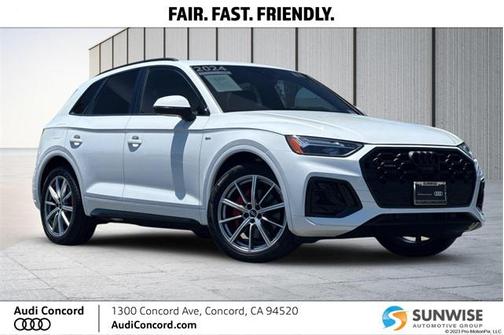 2024 Audi Q5 Premium Plus 55 TFSI e S line quattro S tronic