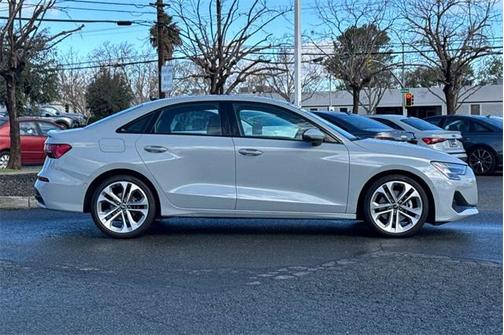 2025 Audi A3 Premium Plus 40 TFSI quattro S tronic