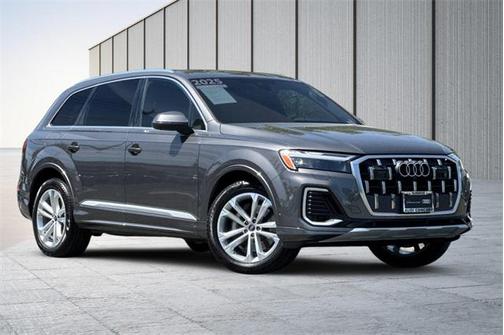 2025 Audi Q7 Premium Plus 45 TFSI quattro Tiptronic