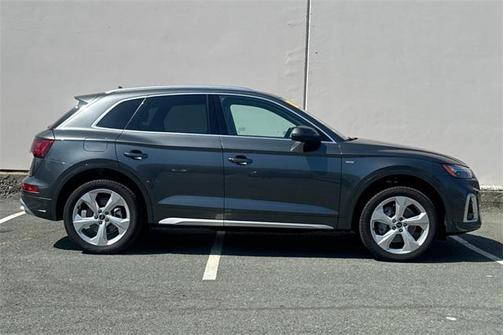 2025 Audi Q5 Premium Plus 45 TFSI S line quattro S tronic